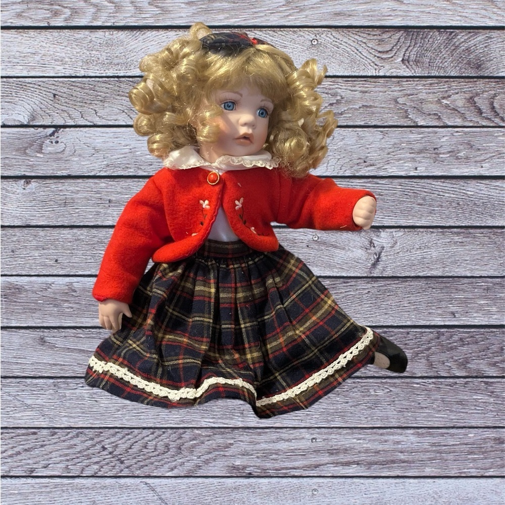 Sweet Christmas Doll From The Heritage Signature Collection 11”